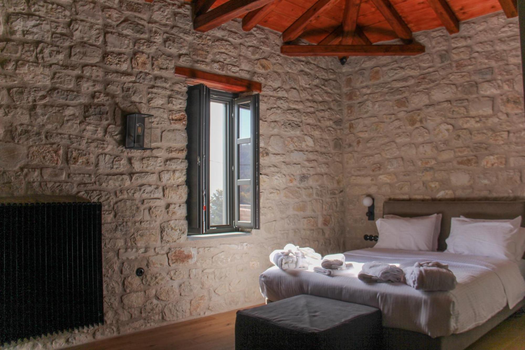 Lithero Suites Stemnitsa Exteriér fotografie