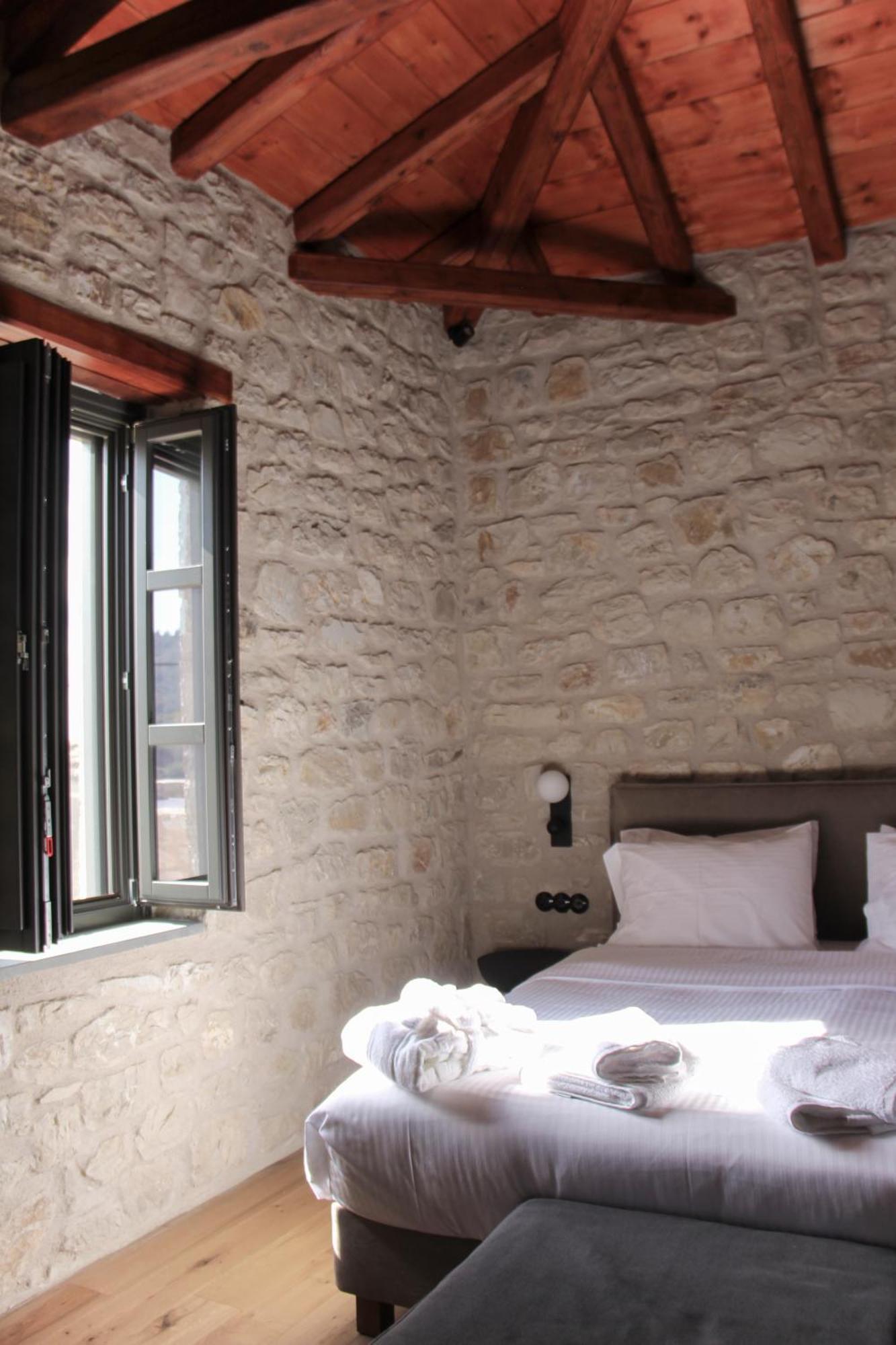 Lithero Suites Stemnitsa Exteriér fotografie